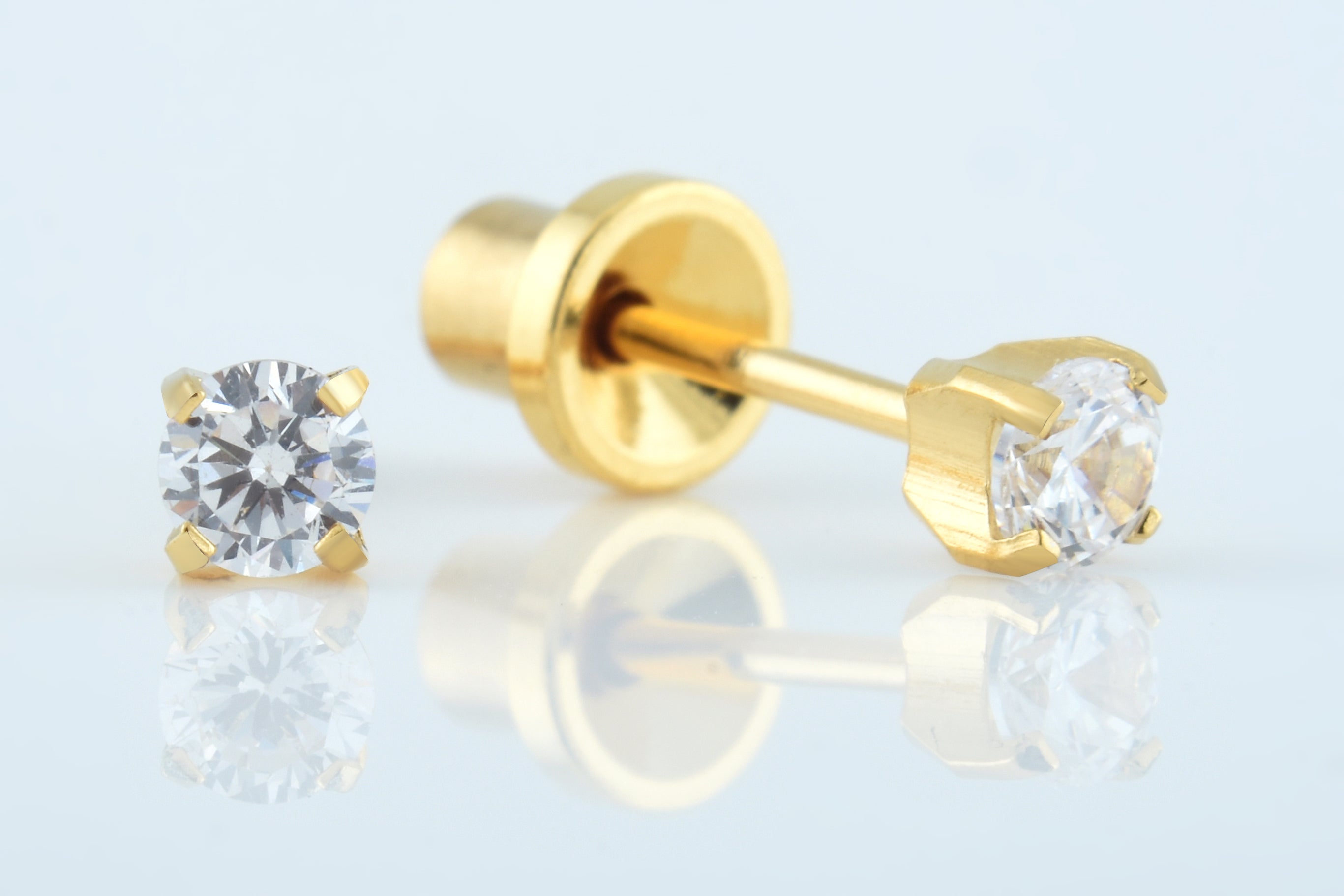 Victory Diamond Stud